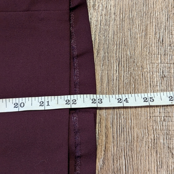 Tristan| NWOT Burgundy Midi Skirt - Picture 9 of 10